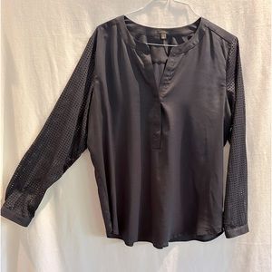 Ann Taylor Navy Blue Laser-cut Sleeve Blouse, size XL